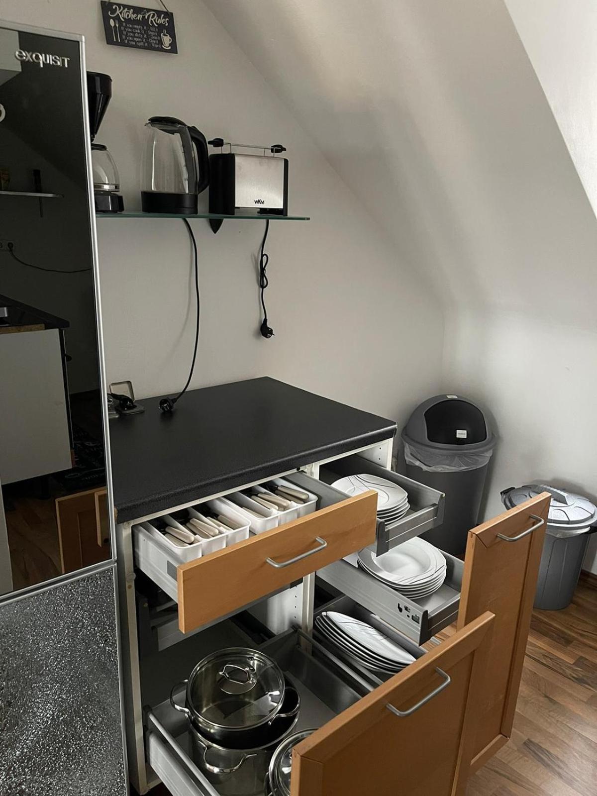 Bequemes Einzelzimmer Im Herzen Von קאסל מראה חיצוני תמונה