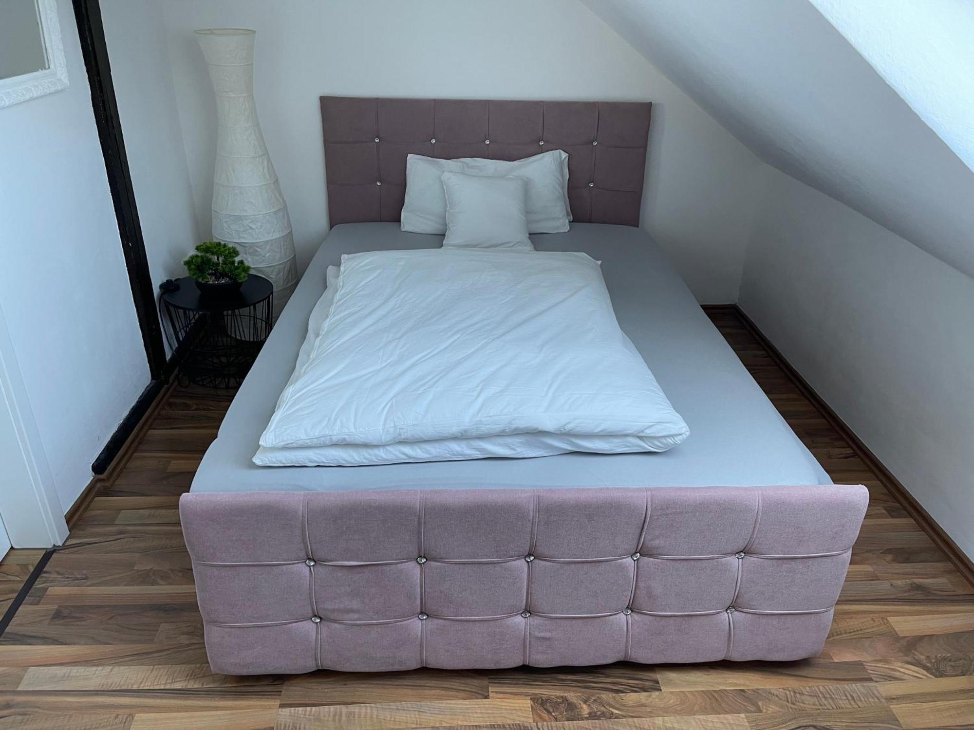 Bequemes Einzelzimmer Im Herzen Von קאסל מראה חיצוני תמונה